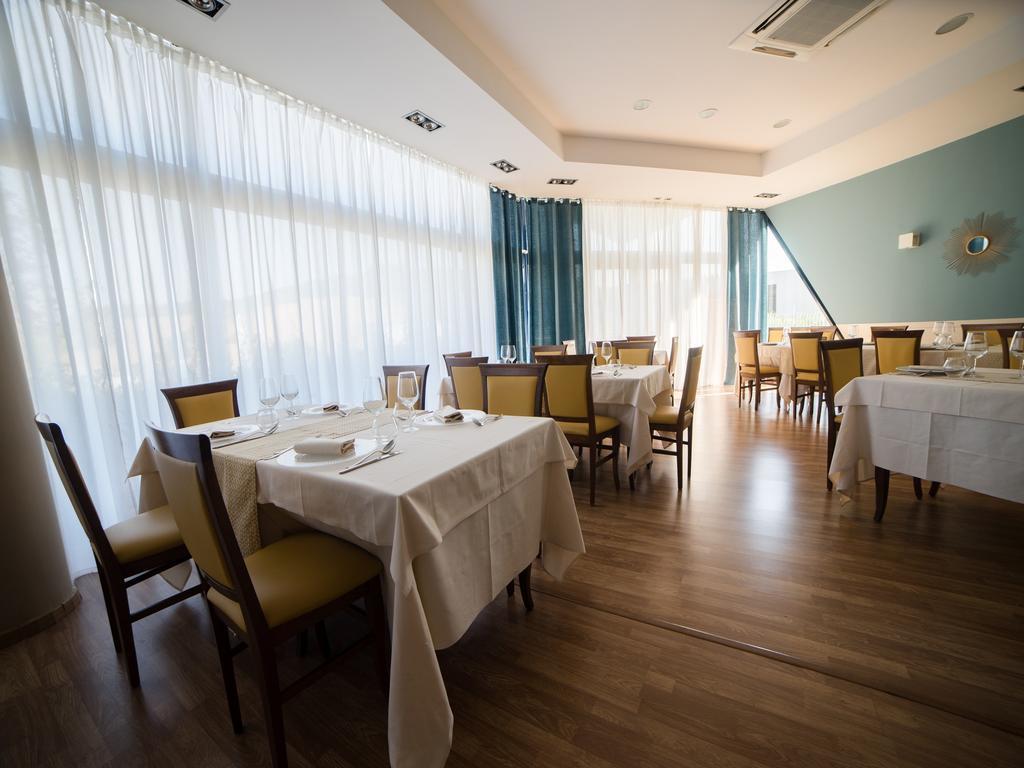 Hotel Select Atessa Dış mekan fotoğraf