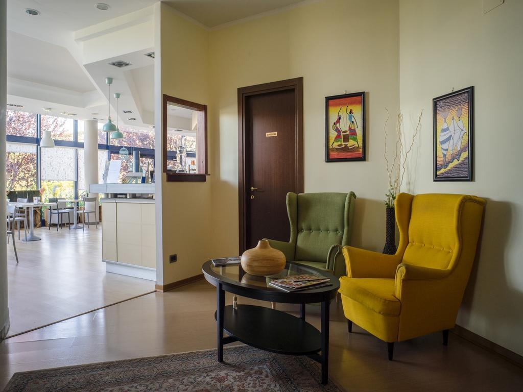 Hotel Select Atessa Dış mekan fotoğraf