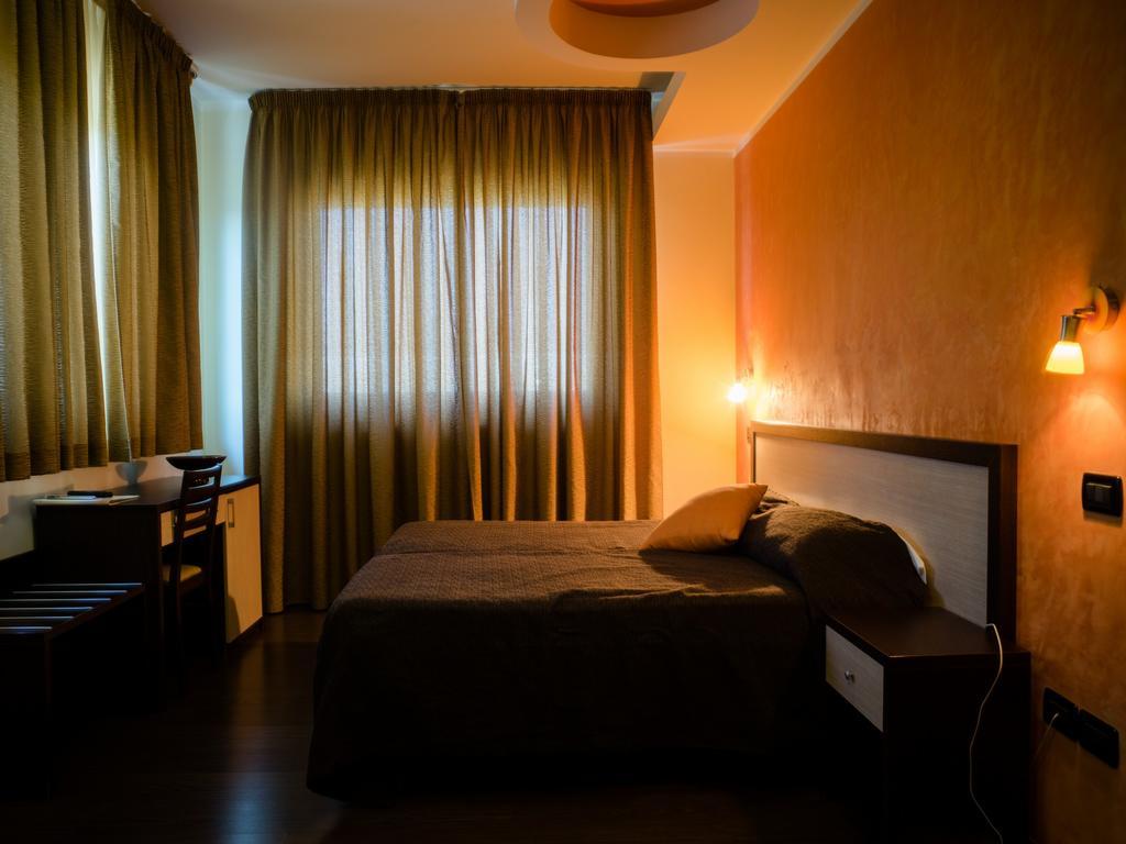 Hotel Select Atessa Dış mekan fotoğraf