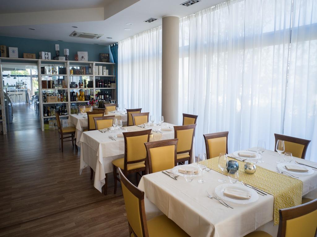 Hotel Select Atessa Dış mekan fotoğraf