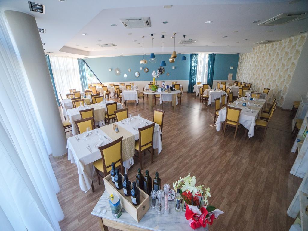 Hotel Select Atessa Dış mekan fotoğraf