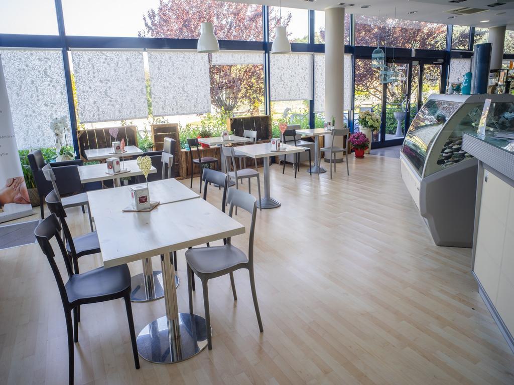 Hotel Select Atessa Dış mekan fotoğraf